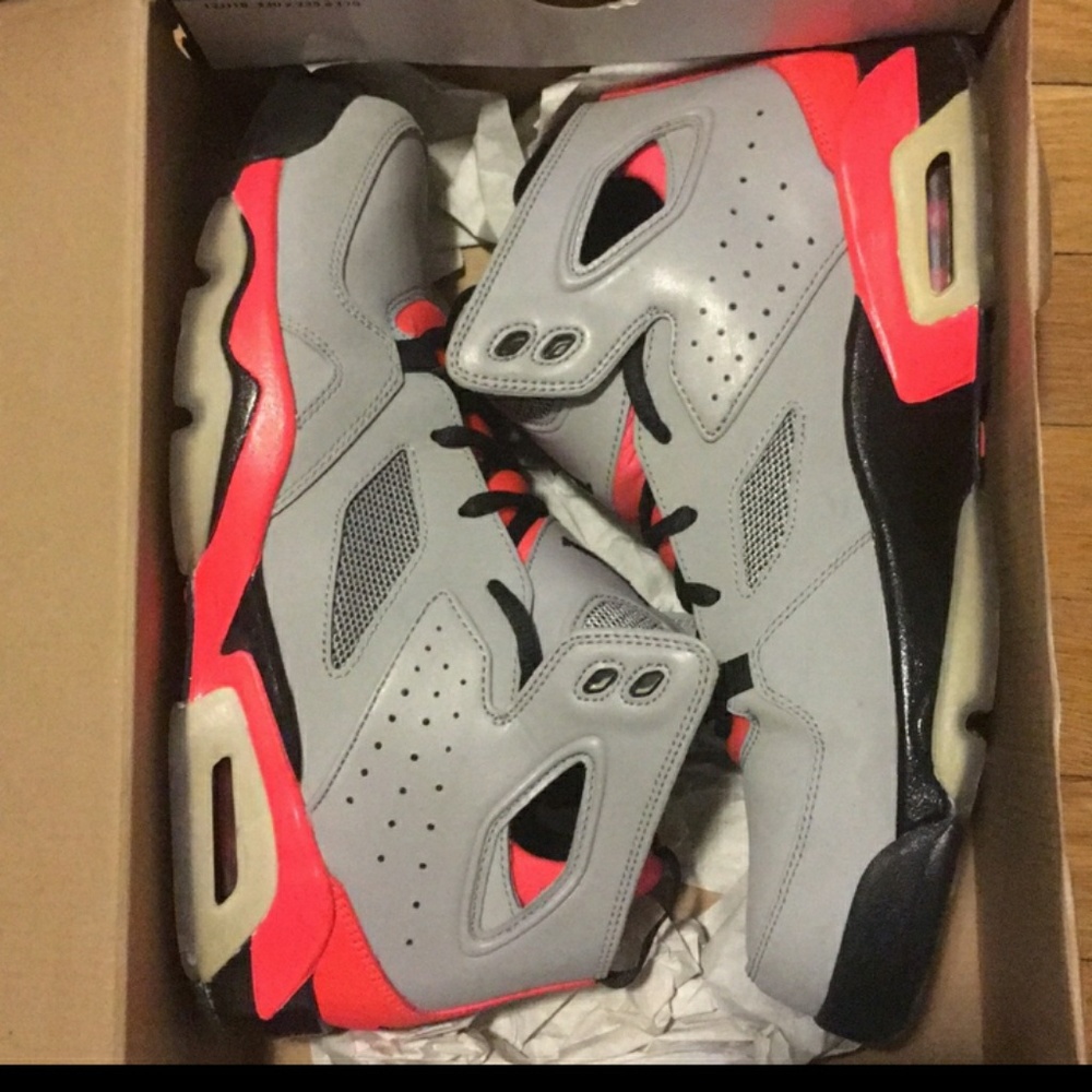 New custom SZ 9.5 Air Jordan Flight23 '91 infrared